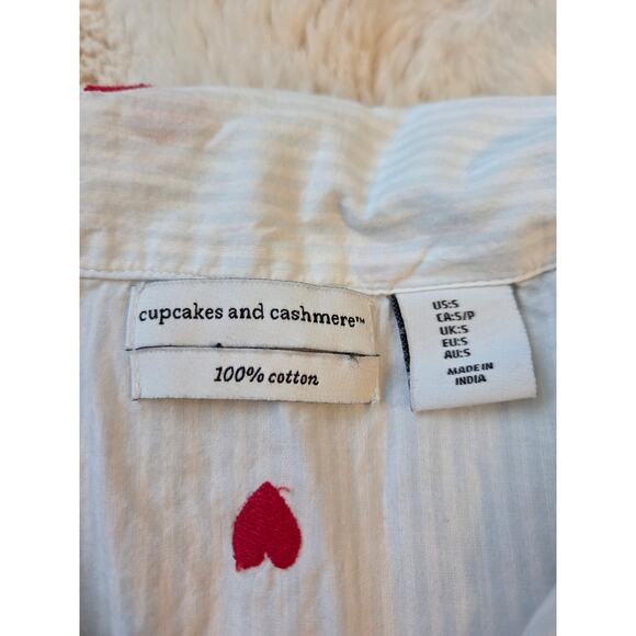 Cupcakes and Cashmere Embroidered Hearts Two Piece Pj set size Small 100% Cotton - Picture 6 of 9